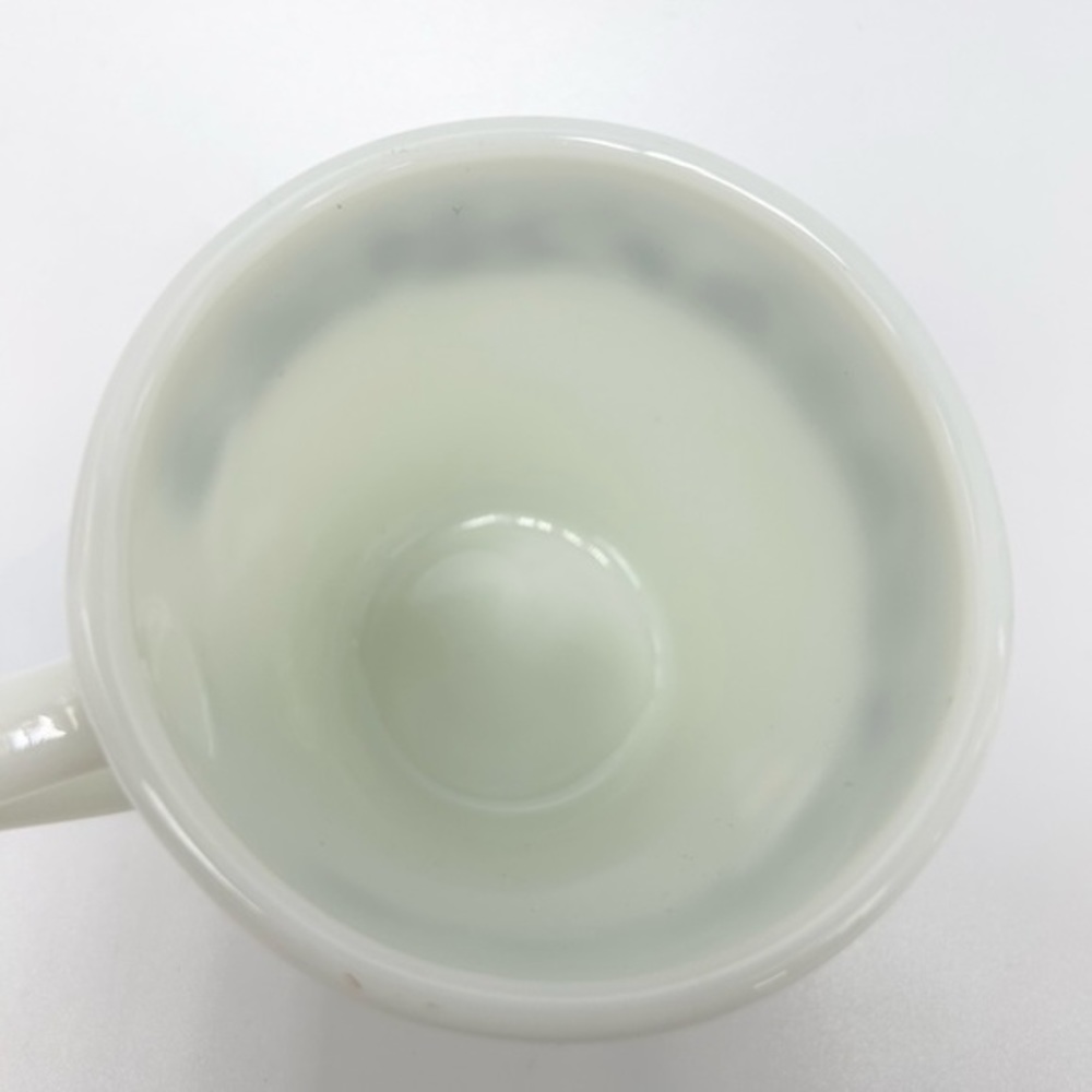 Pyrex cup. - Picture 6 of 13